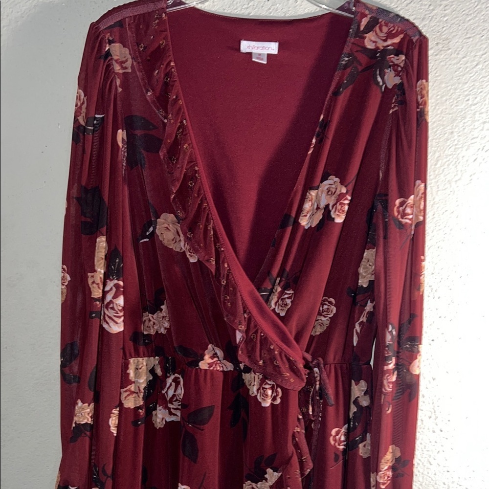 Xhilaration Maroon Floral Long Sleeve Dress